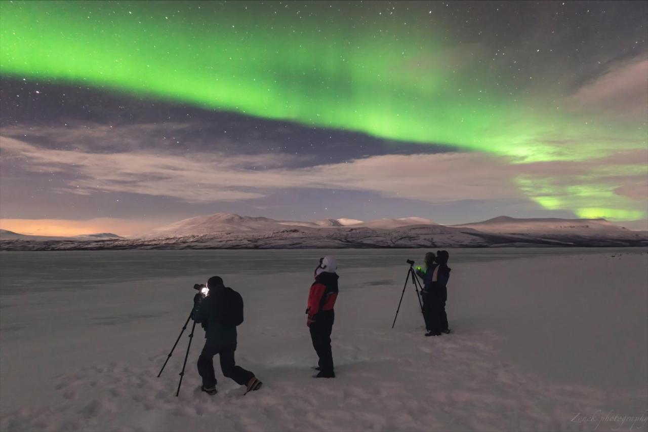 Abisko Guesthouse & Activities Bagian luar foto